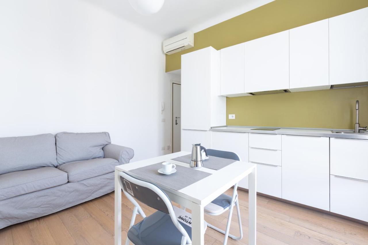 Porta Nuova Bright Studio With Balcony Milano Esterno foto